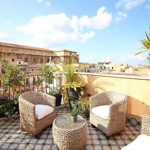 Bed and breakfast Panto - Rooftop Boutique